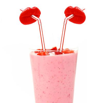Click to get Luscious Lips Straws